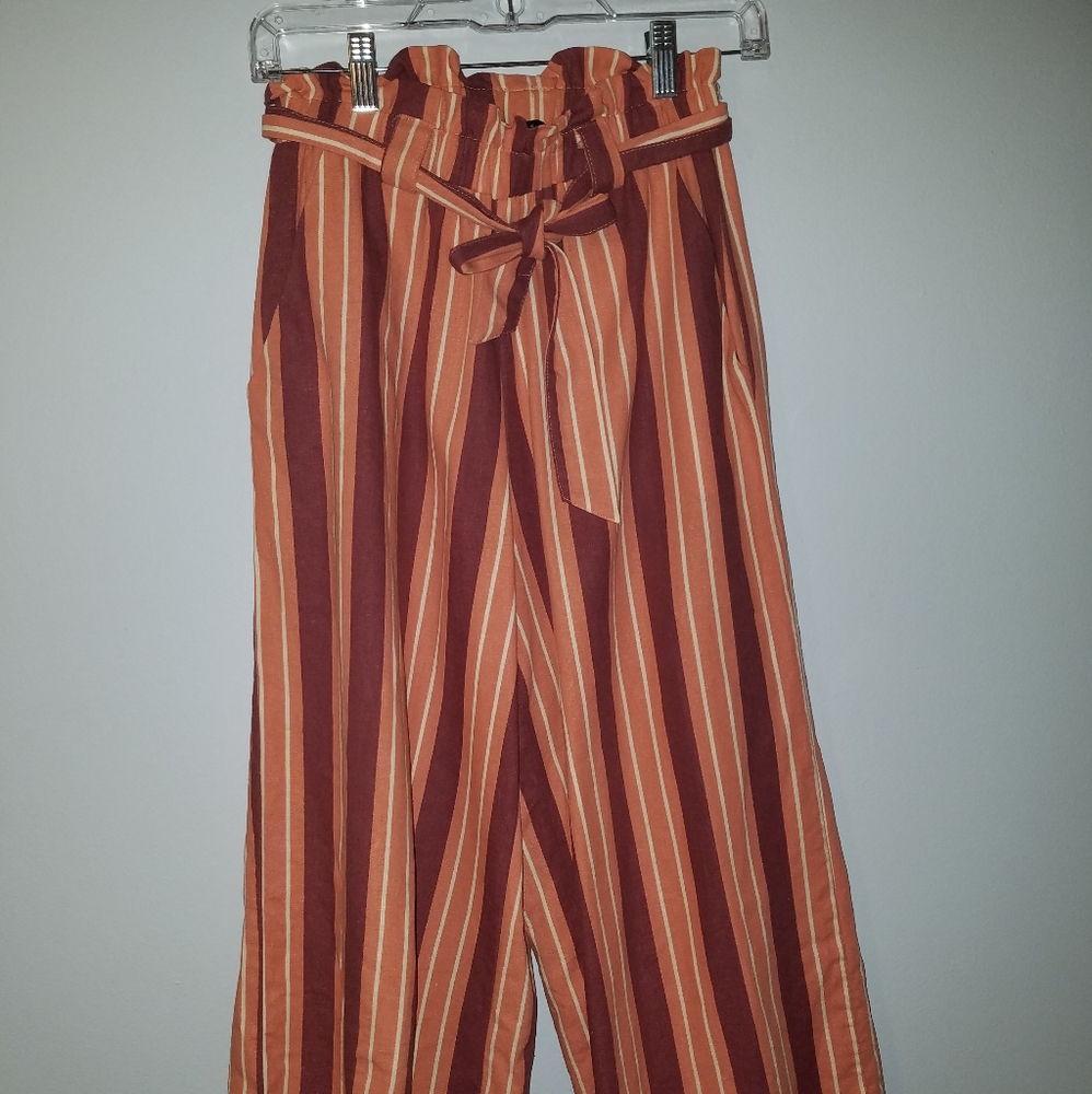 Striped wide-leg cropped pants